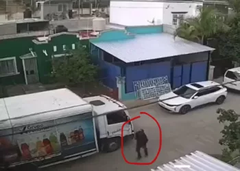 VIDEO | Asalto armado en fraccionamiento de Tlacolula pone en alerta a repartidores