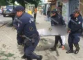 VIDEO | Hombre resulta gravemente herido tras caer de un segundo piso en avenida Ferrocarril