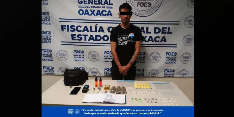 Barbería bajo sospecha: cateo deja un detenido y presunta droga asegurada en Santa Lucía del Camino