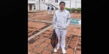 De una casa hogar a medicina: el sueño de Jesús choca con el costo de estudiar en la UABJO