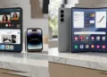 “Recalentando sobras”: Las burlas de Samsung tras la presentación del primer iPhone plegable