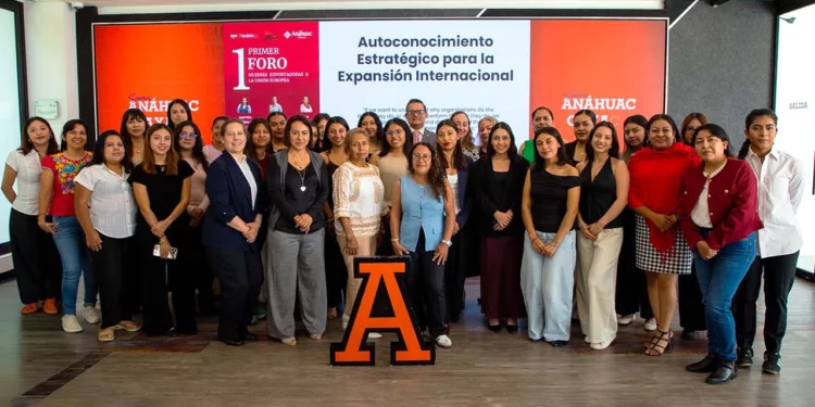 Anáhuac Oaxaca lleva los Negocios Internacionales del aula a los mercados europeos