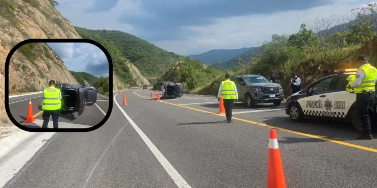 Volcadura moviliza a cuerpos viales en la Supercarretera Barranca Larga-Ventanilla