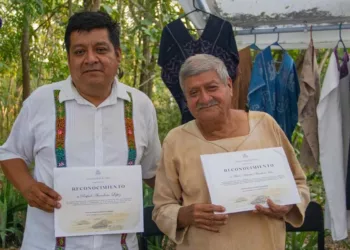 Entre las actividades destaca la participación de Tintoreros Mixtecos, de Pinotepa de Don Luis.