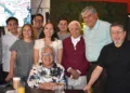 Fotos: Rubén Morales // Entre sonrisas, abrazos y muestras de afecto, Marithé Lira Vásquez disfrutó de una agradable mañana.