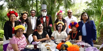 Fotos: Rubén Morales // Espectacular despliegue de tradición y misticismo en el Desayuno de Catrinas del Club Rotario Guelaguetza.