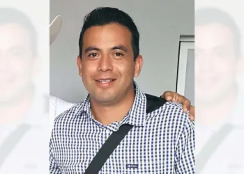 Luis Azariel R. S. sufrió impactos de proyectil en el cuello y brazos.