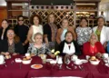 Fotos: Rubén Morales // Las amigas de Magui se reunieron para cantarle las tradicionales Mañanitas y expresarle sus mejores deseos.