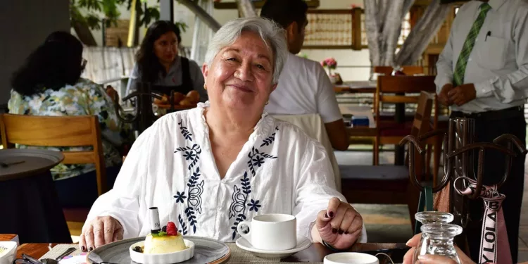 Foto: Rubén Morales // Lourdes Núñez disfrutó de un agradable desayuno para celebrar su cumpleaños.