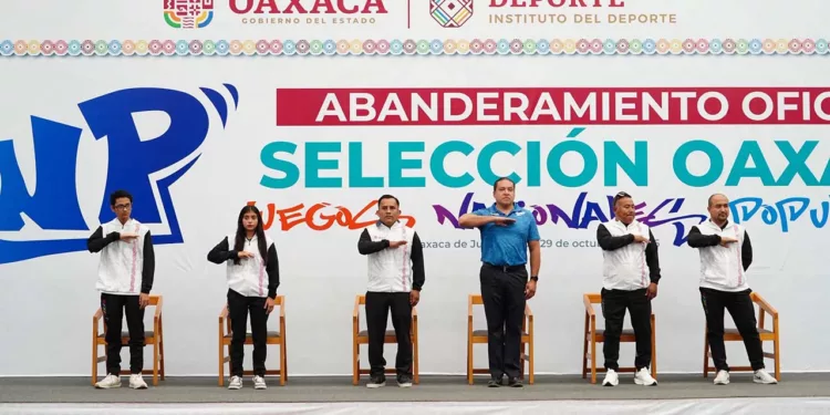Este jueves se realizó la ceremonia de abanderamiento.