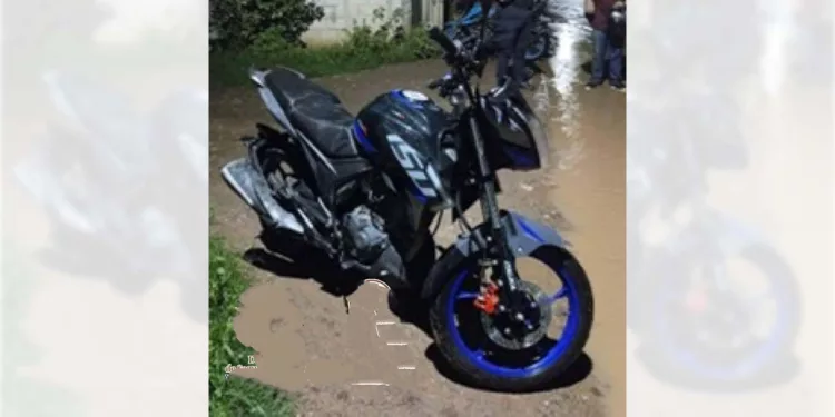 Elementos de la Policía Municipal recuperaron una motocicleta Itálika 150Z.