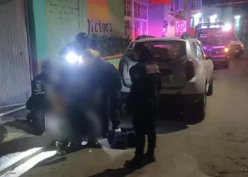 Un hombre de 43 años de edad fue atacado con un arma blanca en calles de Huajuapan de León.