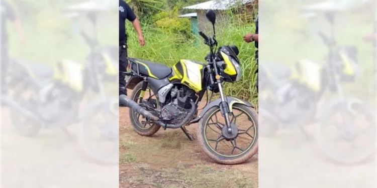 La motocicleta marca Vento fue asegurada por la Policía Municipal.