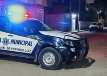 ¡Lo matan a balazos dentro de su camioneta en Miahuatlán! Sicarios escapan tras el ataque