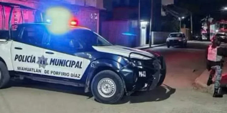 ¡Lo matan a balazos dentro de su camioneta en Miahuatlán! Sicarios escapan tras el ataque
