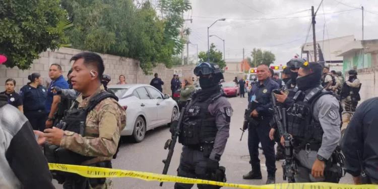¡Terror en secundaria de Torreón! Ataque deja a subdirectora muerta y tres heridos