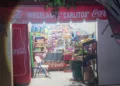 Autoridades ministeriales mantuvieron bajo resguardo el perímetro en el Barrio Chico tras el hallazgo de un hombre asesinado en calles de Pinotepa Nacional.