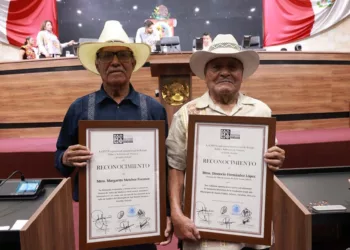 Foto: FB Taller Margarito Melchor // Ambos creadores han dedicado buena parte de su vida a oficios transmitidos de generación en generación.