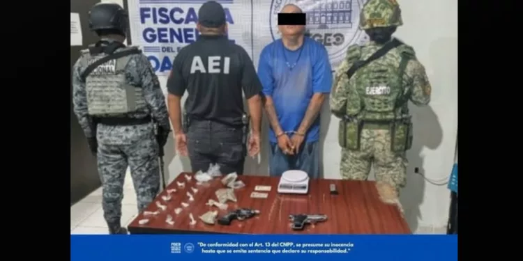 ¡Cristal, marihuana y armas bajo la lupa! Cateo en San Juan Guelavía termina con un detenido