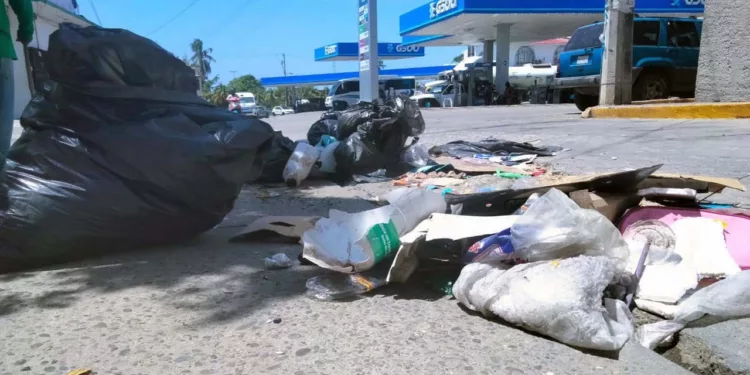Foto: redes sociales // Diversos usuarios de redes sociales expusieron el estado en que se encontraba este sitio turístico.