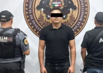 Caen presuntos extorsionadores del diseñador Elvis Guerra