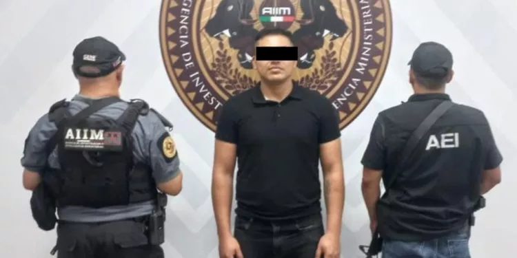 Caen presuntos extorsionadores del diseñador Elvis Guerra