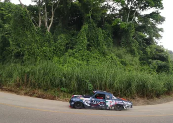 Oaxaca, tercero  en el primer día, rugen los motores en la Panamericana
