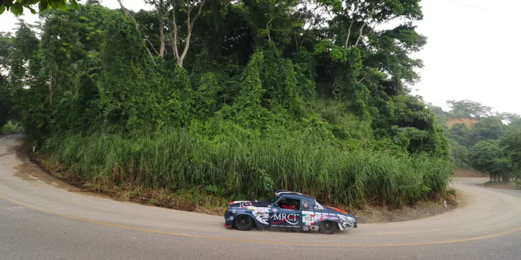 Oaxaca, tercero en el primer día, rugen los motores en la Panamericana