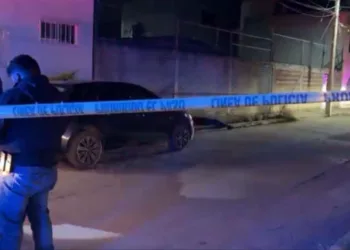 El joven de 27 años, originario de Sonora y con antecedentes delictivos, fue hallado sin vida durante la madrugada.