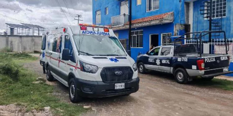 El joven de 18 años de edad resultó con heridas sangrantes a la altura del glúteo.