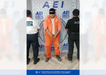 El sujeto fue detenido en Santo Domingo Tehuantepec por las graves lesiones causadas a la víctima.