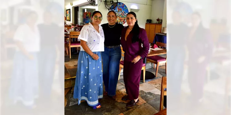 Foto: Rubén Morales // El encuentro fue también una oportunidad para fortalecer los lazos de amistad y cariño que las unen.