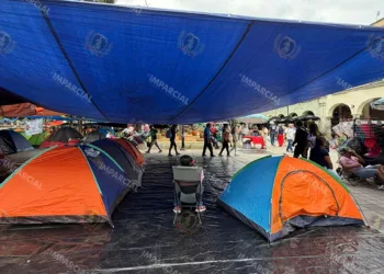Foto: Adrián Gaytán // El miércoles apenas un grupo de la Sección 22 levantó un plantón de 3 días en la capital oaxaqueña.