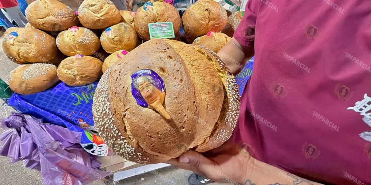 Foto: Adrián Gaytán // El pan oaxaqueño, aun preferido sobre imitaciones traídas de la Ciudad de México.