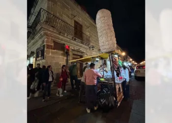 Foto: redes sociales // El puesto de elotes de Chuy. Su asesinato acumuló irritación y reprobación en domingo en la capital del estado.