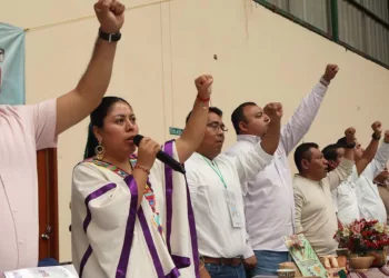 En Asamblea estatal la S-22 citó a paro masivo.