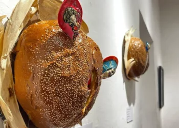 “Siete y que siga la fiesta”: La exposición de Emmanuel Valdez que inaugura la temporada de Muertos en la Villa de Etla
