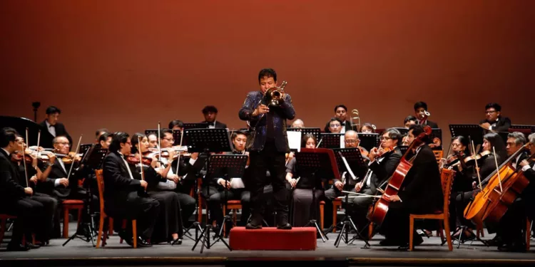 Faustino presentó su propia obra para trombón y orquesta en una velada que reunió la creación contemporánea con el repertorio sinfónico.