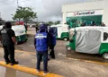 Aseguran 16 mototaxis en Santa María Atzompa por no contar con permiso