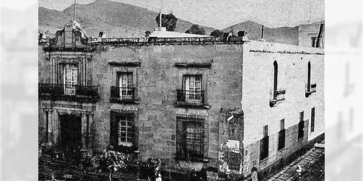 Instituto de Ciencias y Artes de Oaxaca abrió sus puertas en enero de 1827.