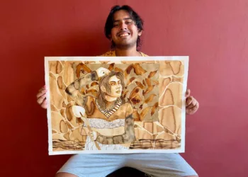Javi Vasher, artista plástico originario de Bahías de Huatulco, encuentra inspiración en la naturaleza y el mar.