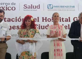 La presidenta encabeza el corte de listón de la rehabilitación integral del Hospital General del IMSS-Bienestar en Ciudad del Carmen, Campeche.