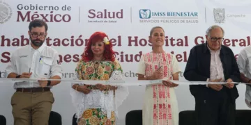 La presidenta encabeza el corte de listón de la rehabilitación integral del Hospital General del IMSS-Bienestar en Ciudad del Carmen, Campeche.