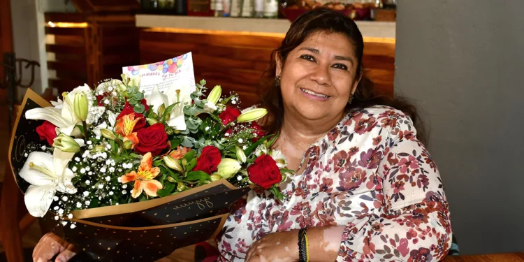 Felicitaciones para  Lidia Navarro