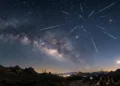 Lluvia de estrellas del Cometa Halley HOY: Hora exacta para ver las Oriónidas 2026 en México