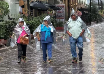 Foto: Adrián Gaytán // Lluvia persistente en la zona metropolitana durante todo el jueves.
