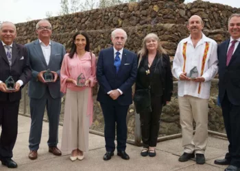 Foto: Revista Unidad Parlamentaria // Los reconocimientos fueron entregados a finales de septiembre.