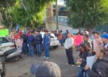 Foto: redes sociales // Manifestación de trabajadores en oficinas del Telebachillerato Comunitario del Estado de Oaxaca.