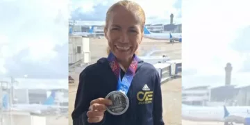 Oaxaqueña destaca en el Maratón de Chicago 2026 con respaldo de Fundación Nino