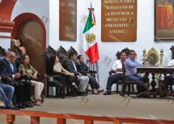 Foto: Adrián Gaytán // Empiezan los jaloneos por encabezar el cabildo capitalino.